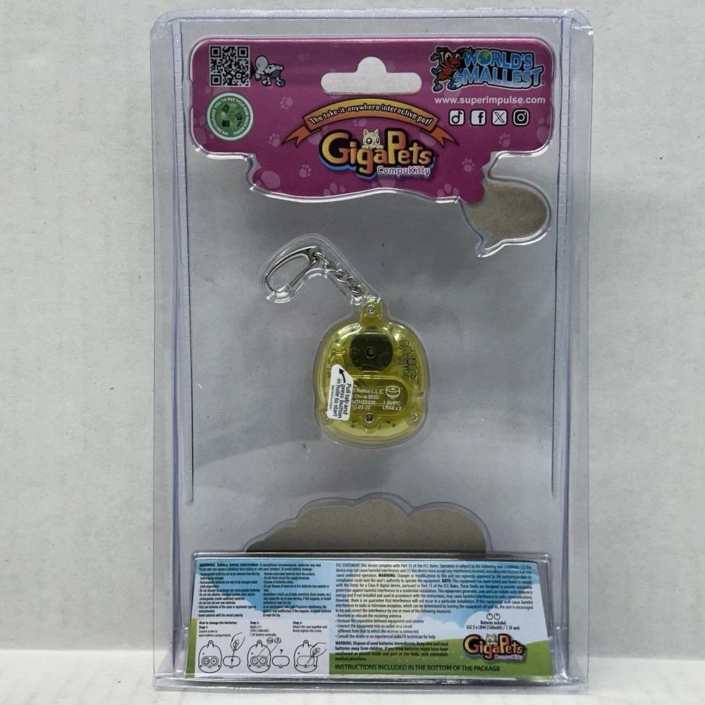 New Giga Pets Worlds Smallest CompuKitty Keychain Toy Tamagotchi Mini Kitty‎ Cat